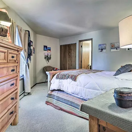 Lovely Mtn Condo Less Than 1 Mi to Angel Fire Resort!